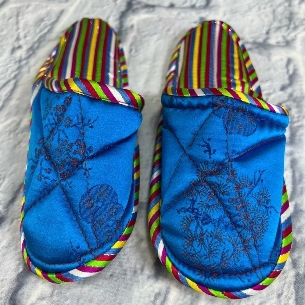 New Children's satin slippers size 11/12 little boys or girls
